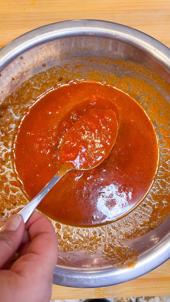 spiced marinara sauce for kafta bil sanieh